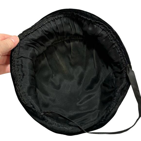 Amish Mennonite modest 
black velvet bonnet hat handmade vintage head covering - Picture 5 of 8